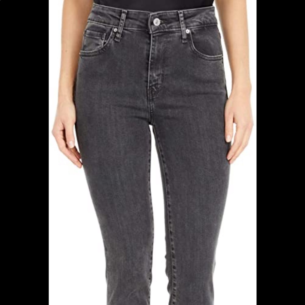 Levi’s 721 High Rise Skinny Jeans